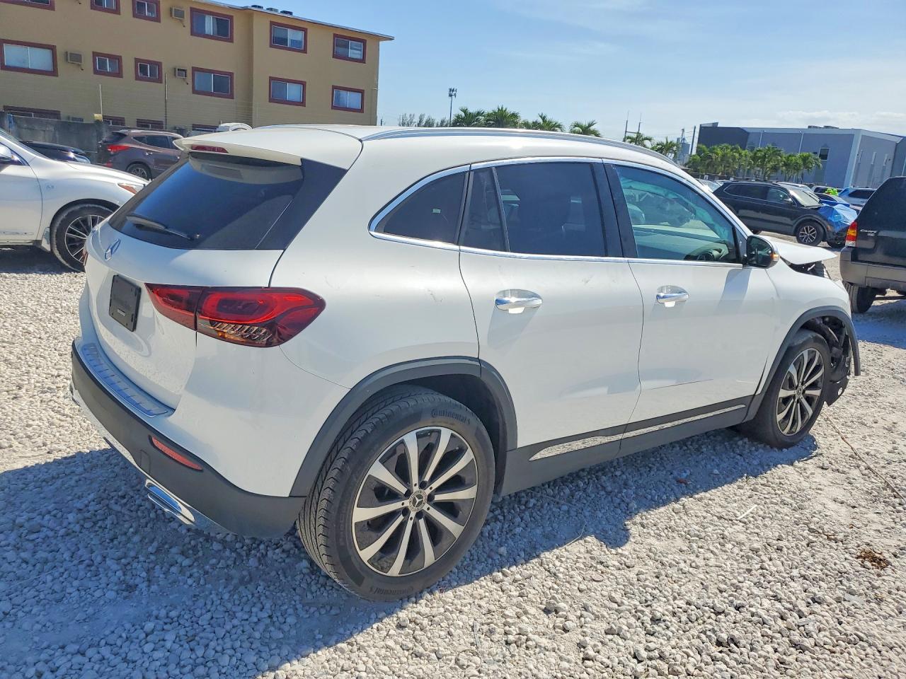 2021 MERCEDES-BENZ GLA GLA250