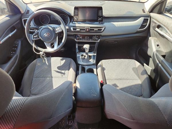 2021 KIA SELTOS LX