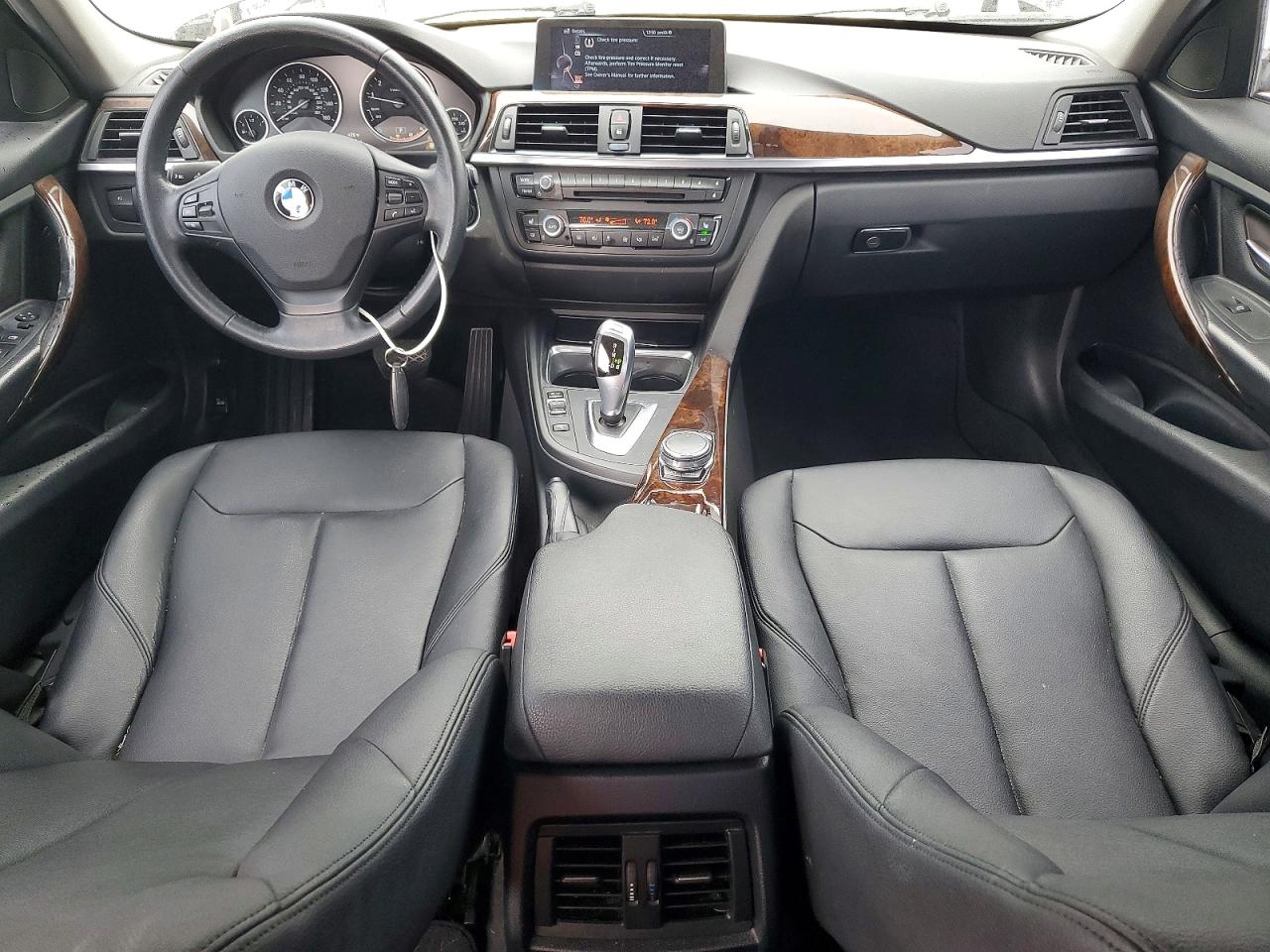 2015 BMW 320 SA