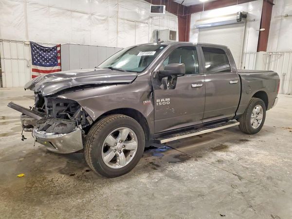 2017 RAM 1500 SLT CREW CAB 4X4