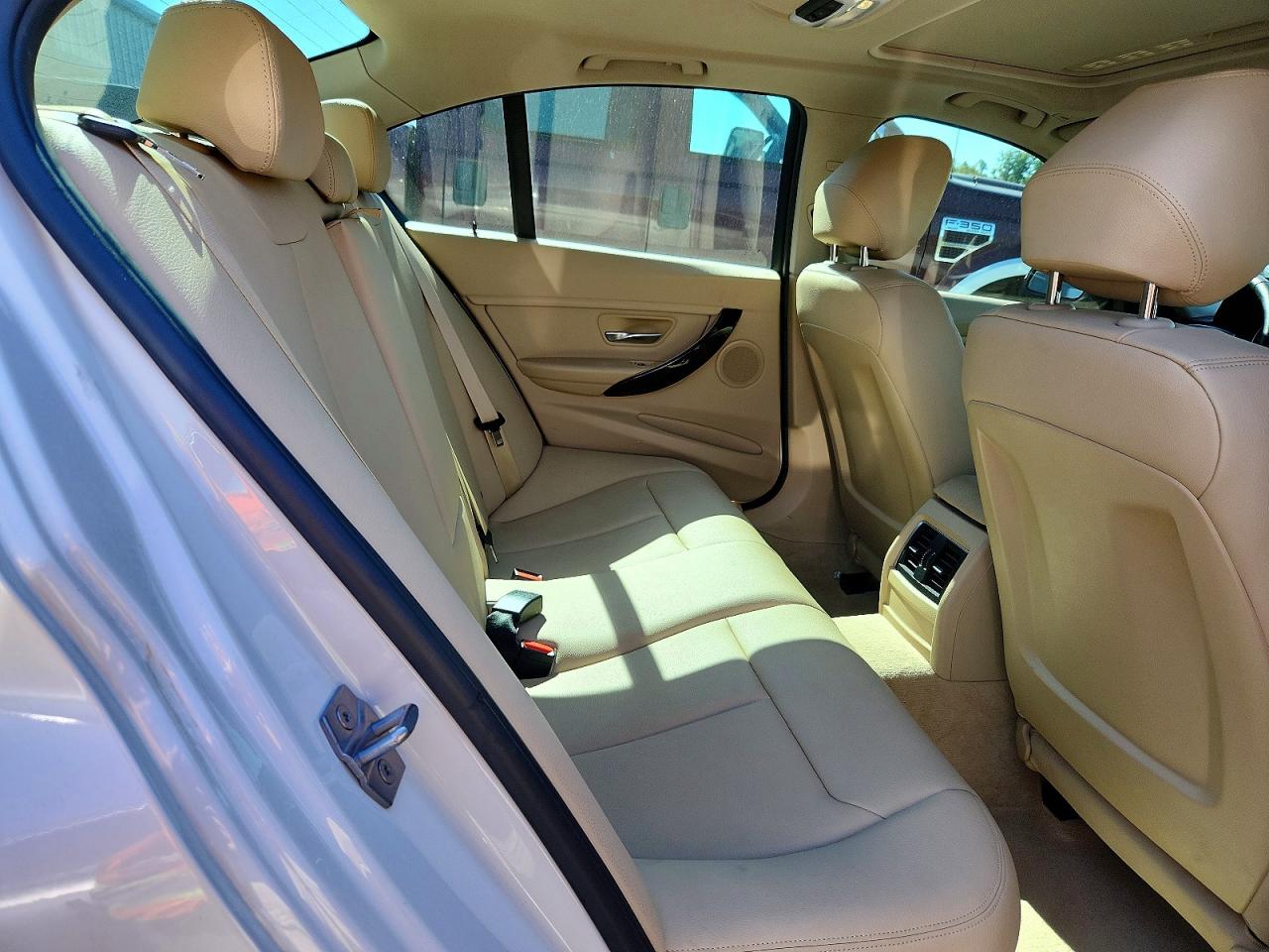 2016 BMW 320 xDrive SA