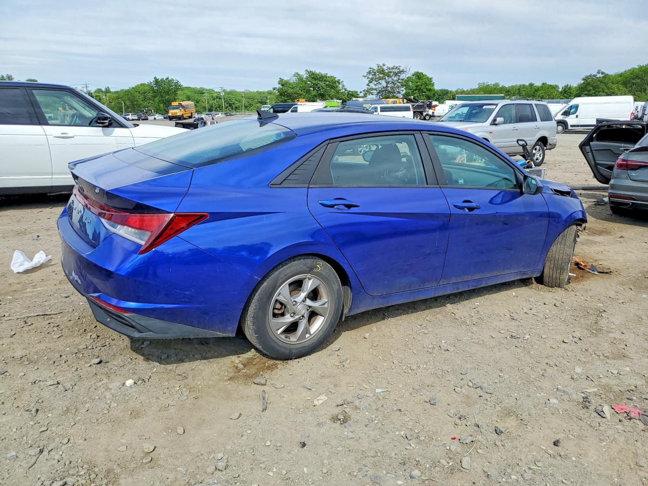 2021 HYUNDAI ELANTRA SE