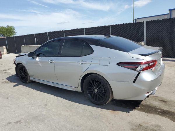 2021 TOYOTA CAMRY XSE