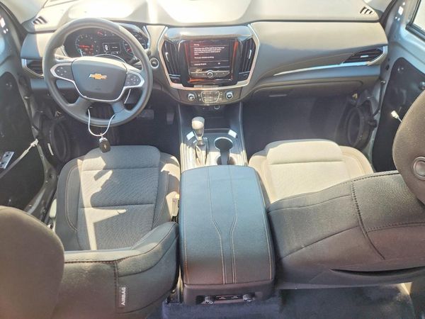 2021 CHEVROLET TRAVERSE LS