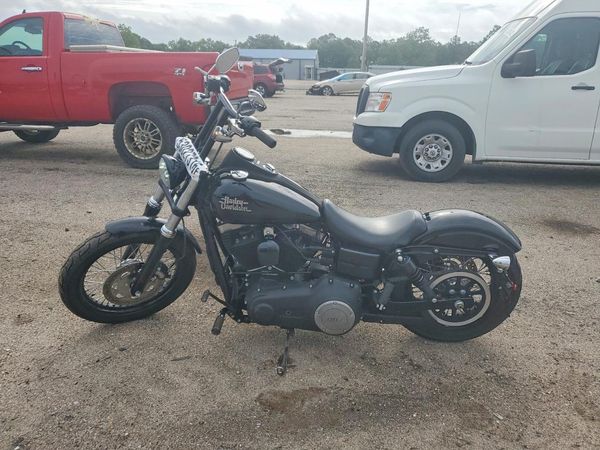 2015 HARLEY-DAVIDSON FXDB