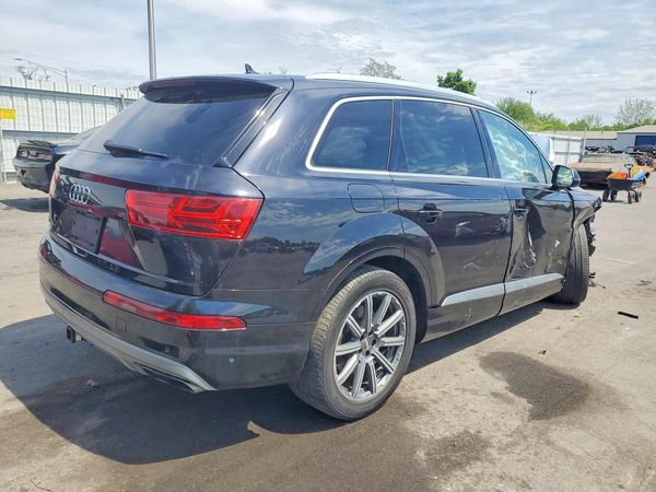 2019 AUDI Q7 quattro Prestige