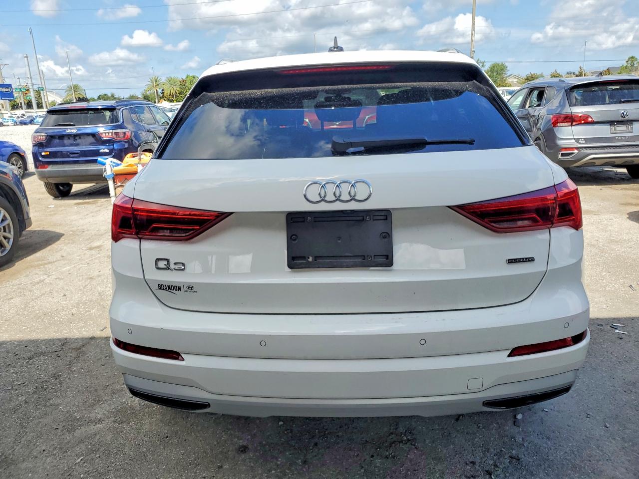 2020 AUDI Q3 quattro Premium