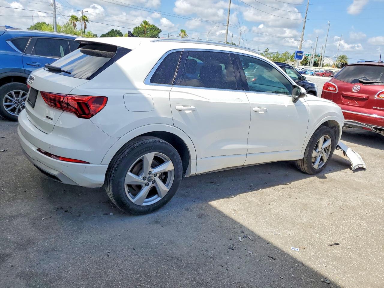 2020 AUDI Q3 quattro Premium