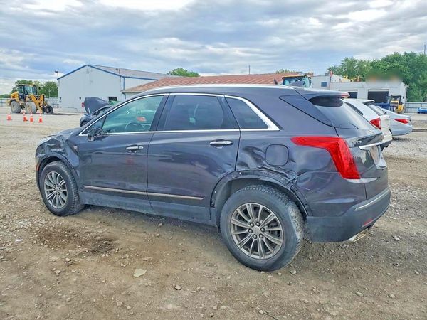 2017 CADILLAC XT5