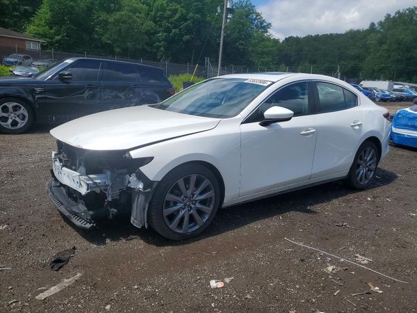 2021 MAZDA 3