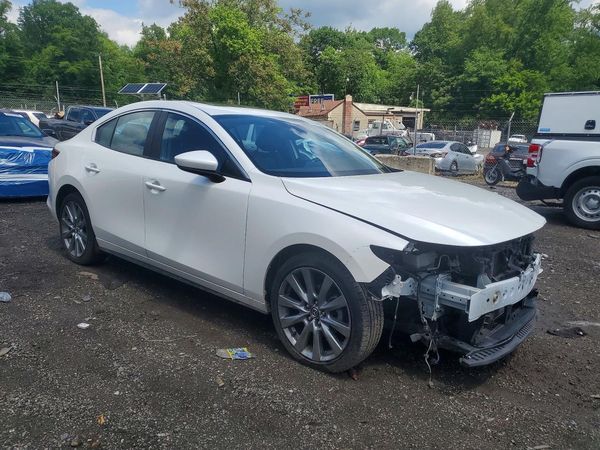 2021 MAZDA 3