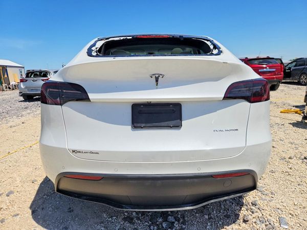 2020 TESLA MODEL Y