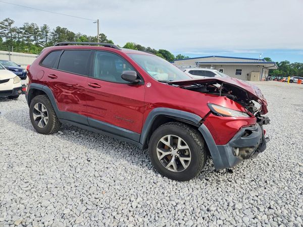 2015 JEEP CHEROKEE TRAILHAWK 4X4