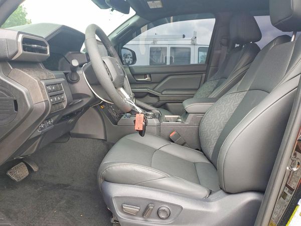 2025 TOYOTA TACOMA