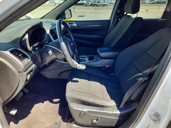 2018 JEEP GRAND CHEROKEE Laredo