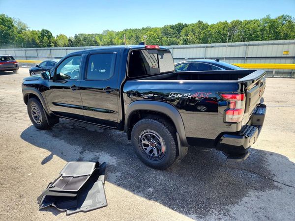 2025 NISSAN FRONTIER