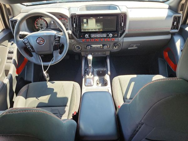 2025 NISSAN FRONTIER