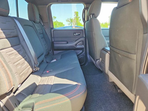 2025 NISSAN FRONTIER