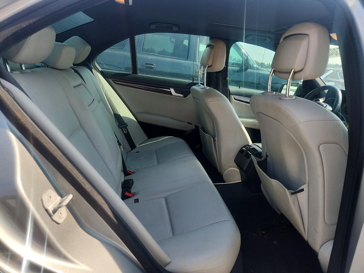 2013 MERCEDES-BENZ C C250