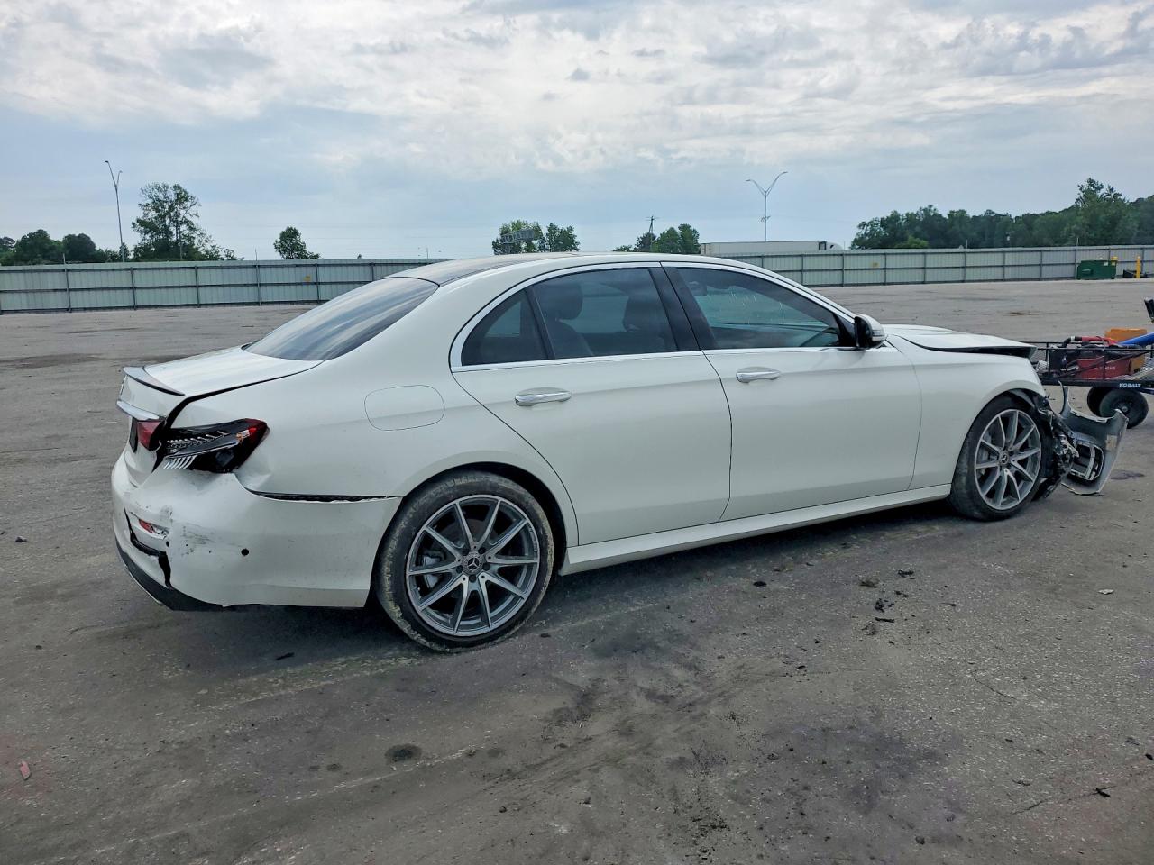 2022 MERCEDES-BENZ E E350