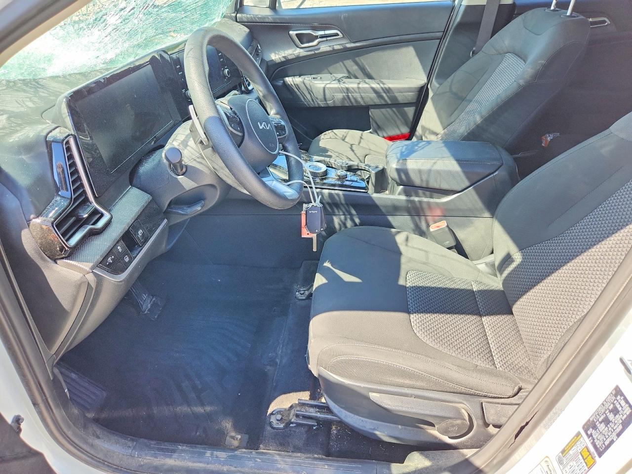 2025 KIA SPORTAGE LX