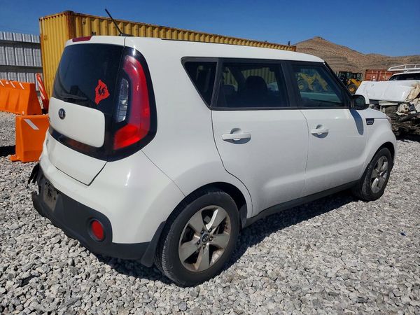 2017 KIA SOUL Base