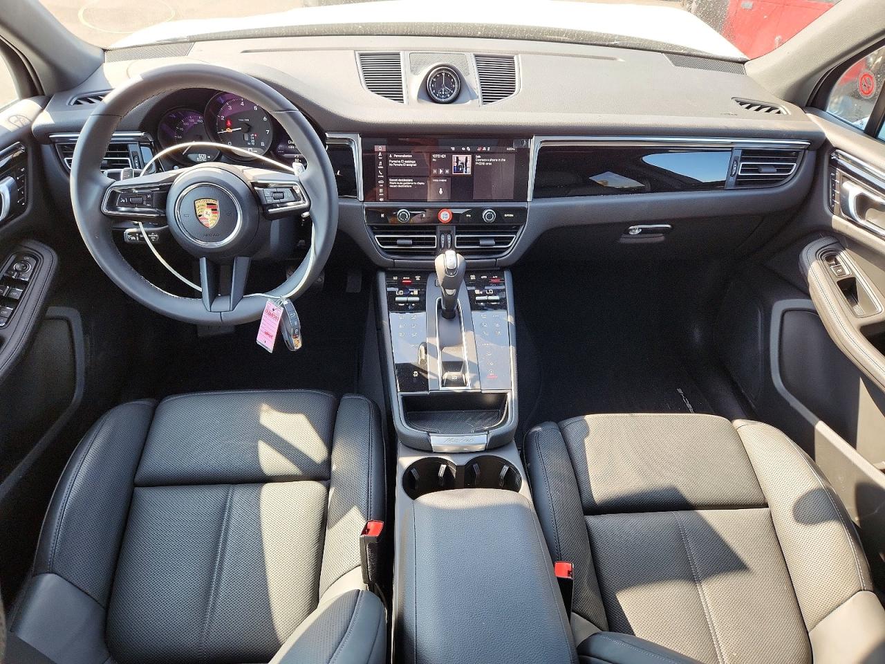 2026 PORSCHE MACAN Macan, Macan T