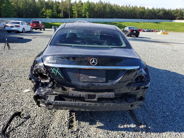 2017 MERCEDES-BENZ C C300