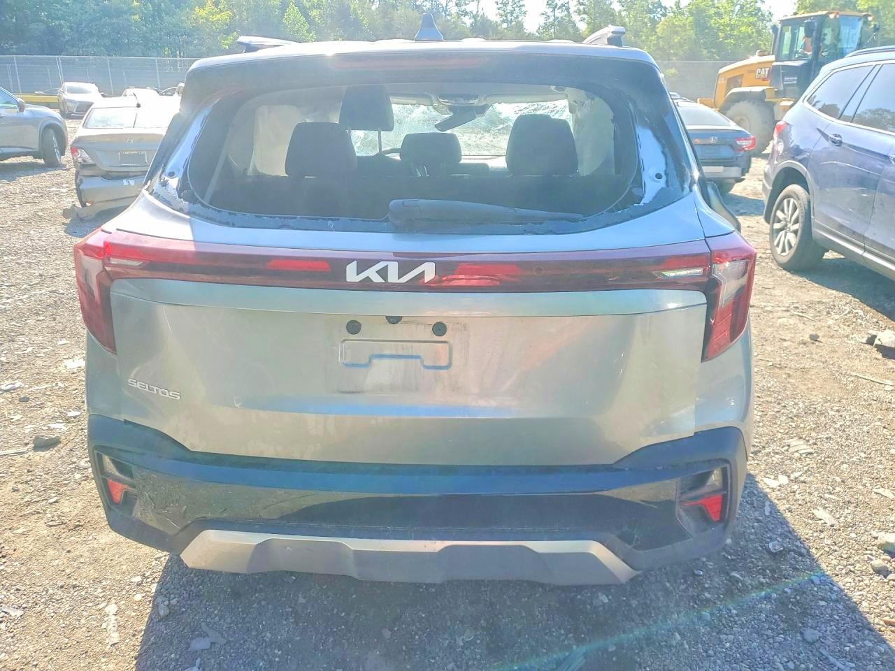 2024 KIA SELTOS S, X-Line