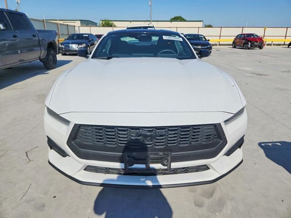 2025 FORD MUSTANG I4