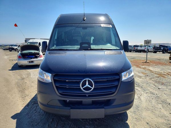 2025 MERCEDES-BENZ SPRINTER 2500