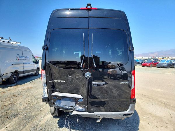 2025 MERCEDES-BENZ SPRINTER 2500