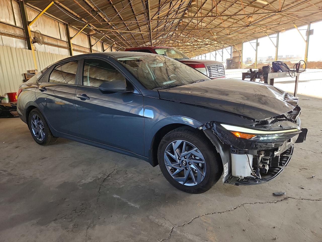 2024 HYUNDAI ELANTRA Blue
