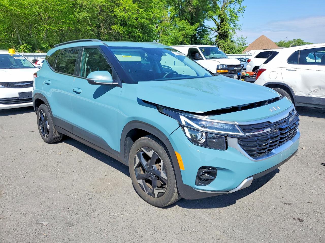 2024 KIA SELTOS EX