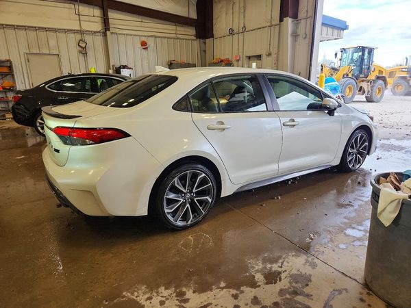 2020 TOYOTA COROLLA XSE