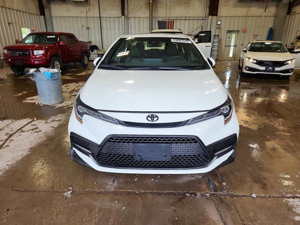 2020 TOYOTA COROLLA XSE