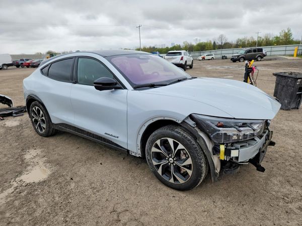 2021 FORD MUSTANG Premium — Passenger 3/4