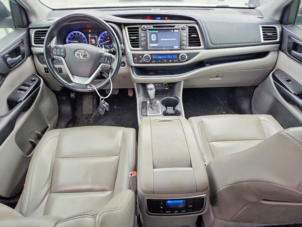 2019 TOYOTA HIGHLANDER SE/XLE