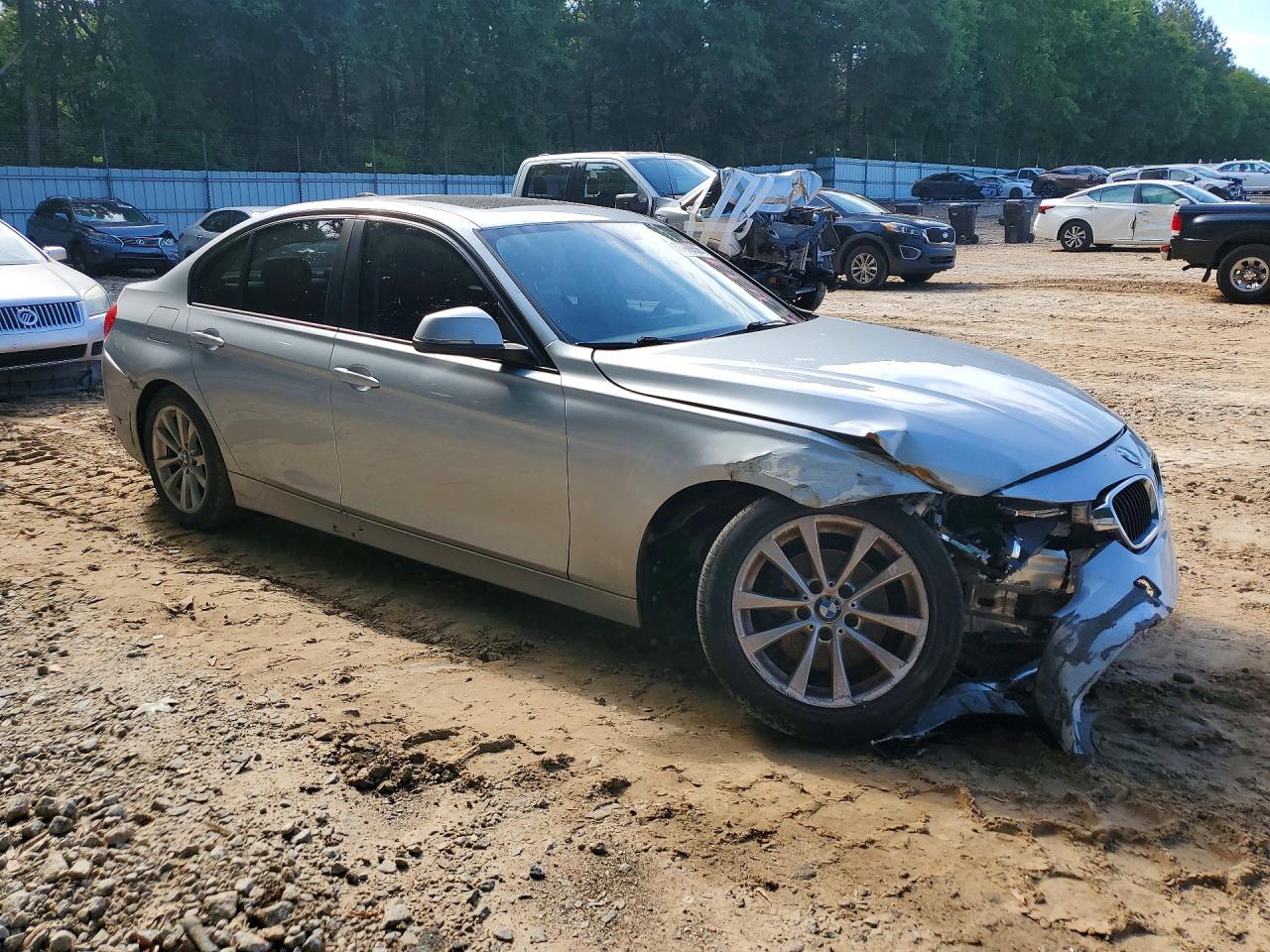 2018 BMW 320