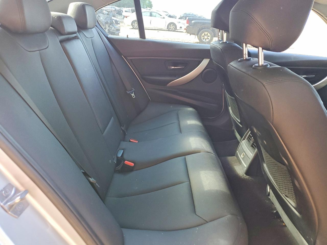 2018 BMW 320