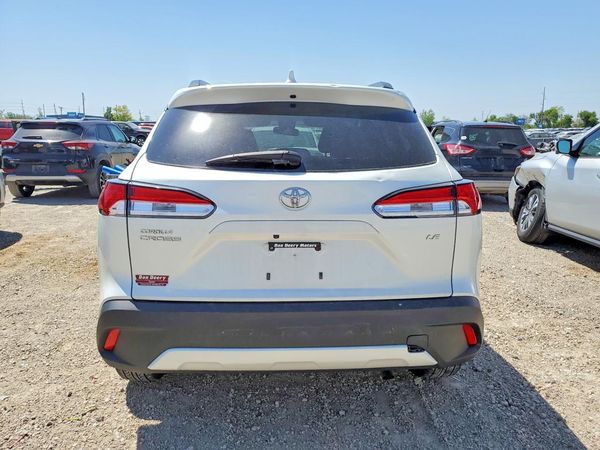 2022 TOYOTA COROLLA CROSS