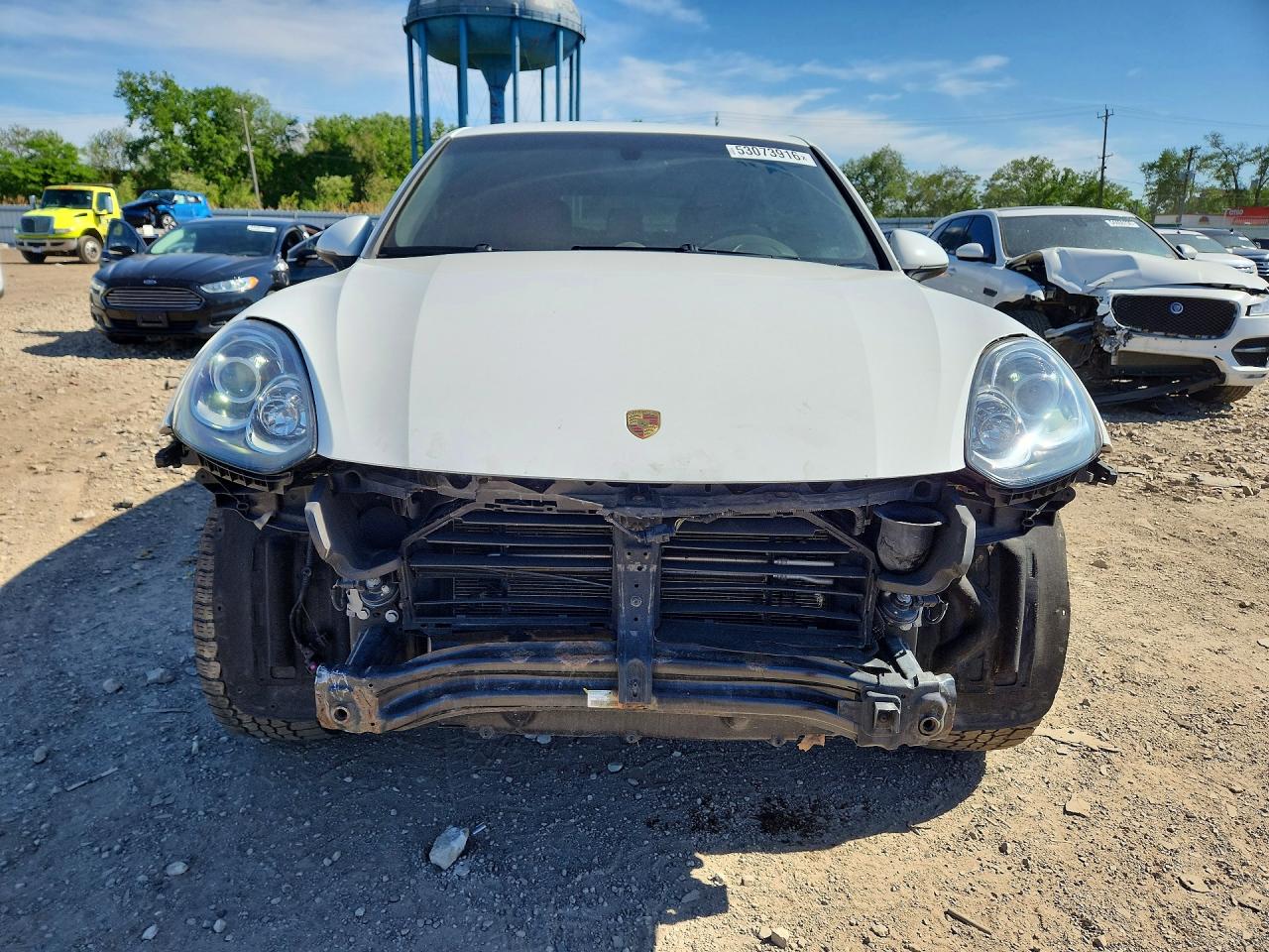 2016 PORSCHE CAYENNE