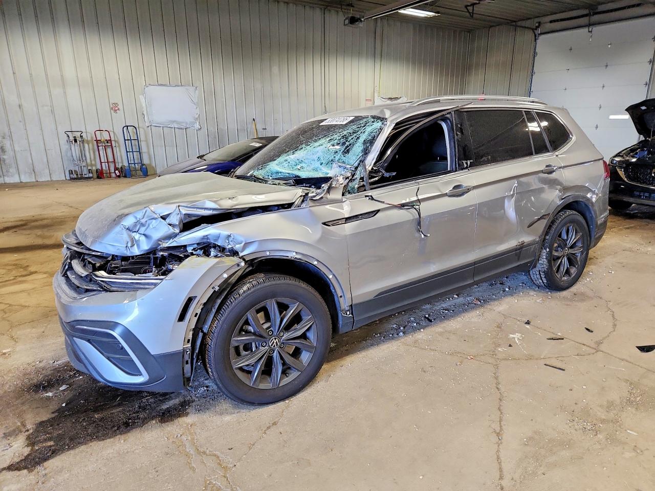 2022 VOLKSWAGEN TIGUAN