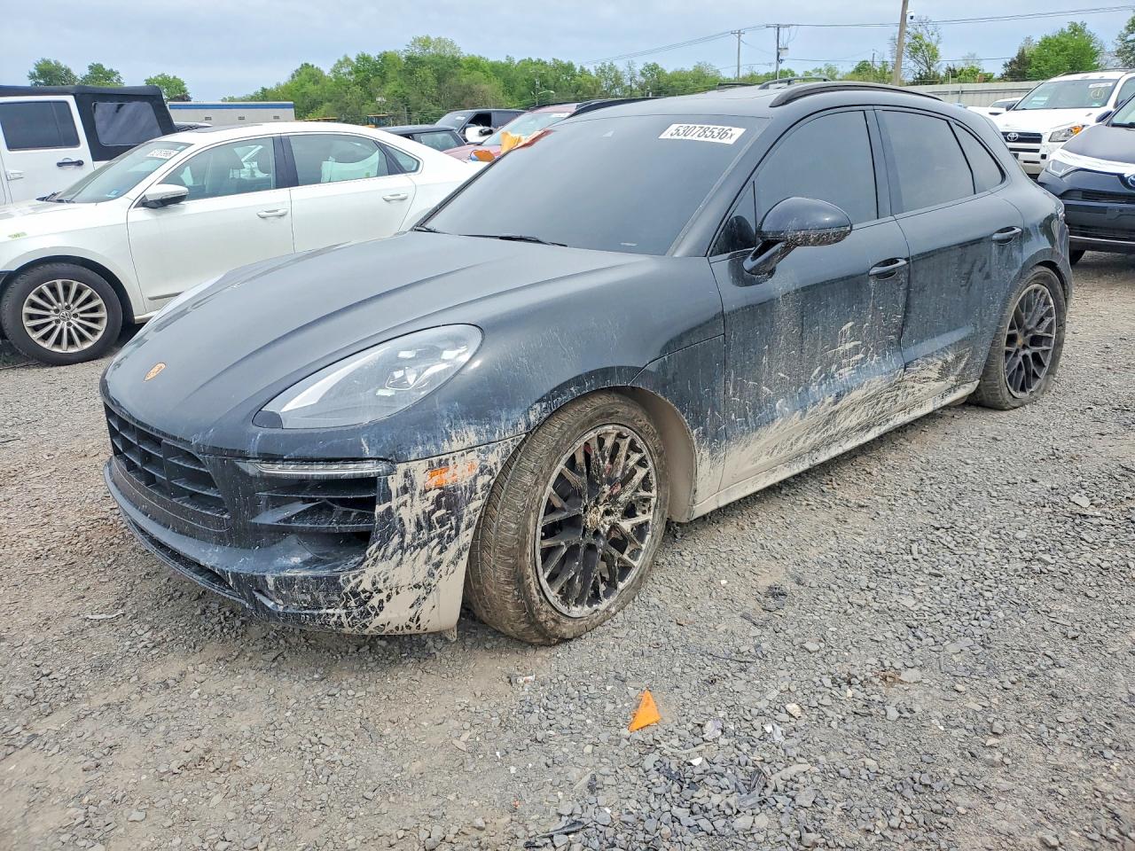 2017 PORSCHE MACAN