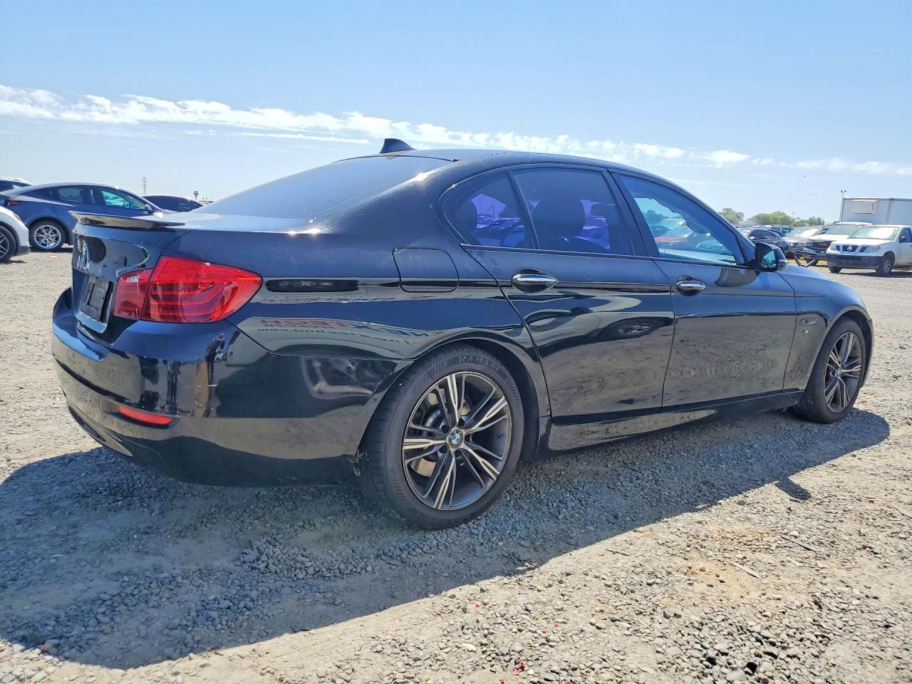 2016 BMW 528