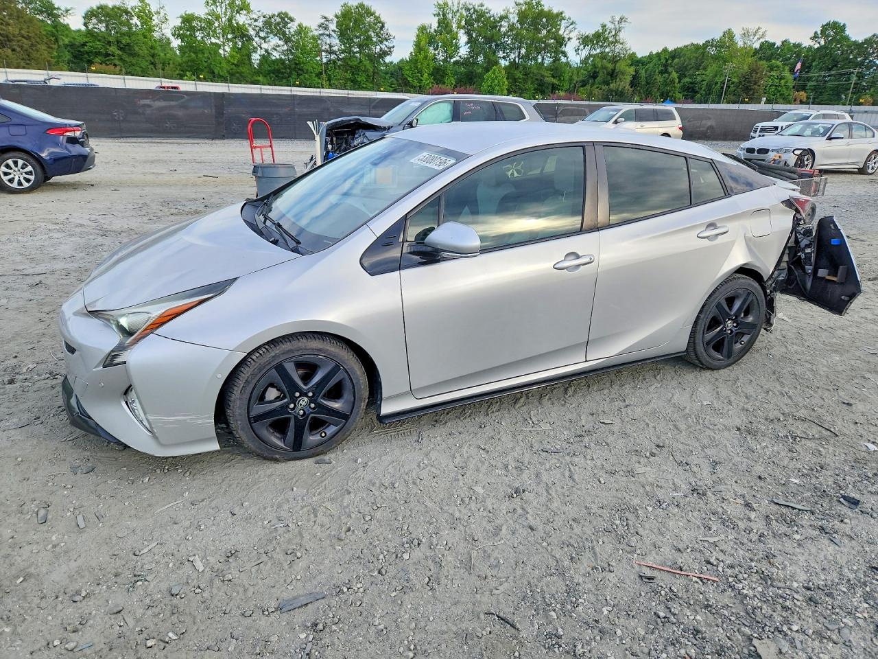 2017 TOYOTA PRIUS