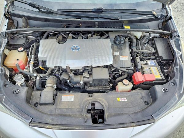 2017 TOYOTA PRIUS