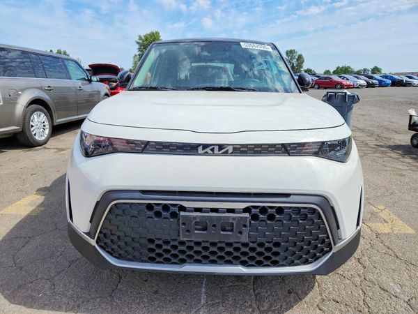 2024 KIA SOUL LX, S
