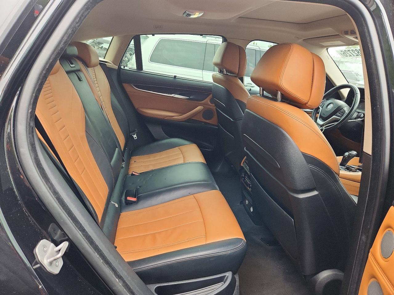2015 BMW X6 xDrive50i