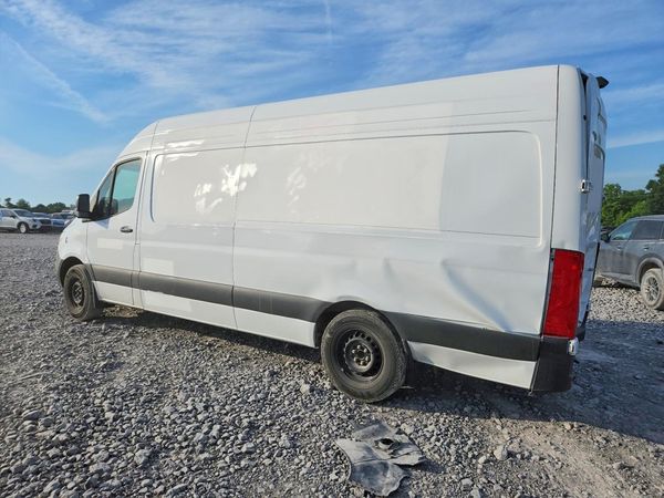 2025 MERCEDES-BENZ SPRINTER
